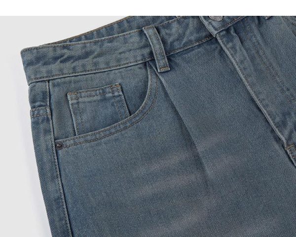 Vintage Washed Pleated Jeans on Sale