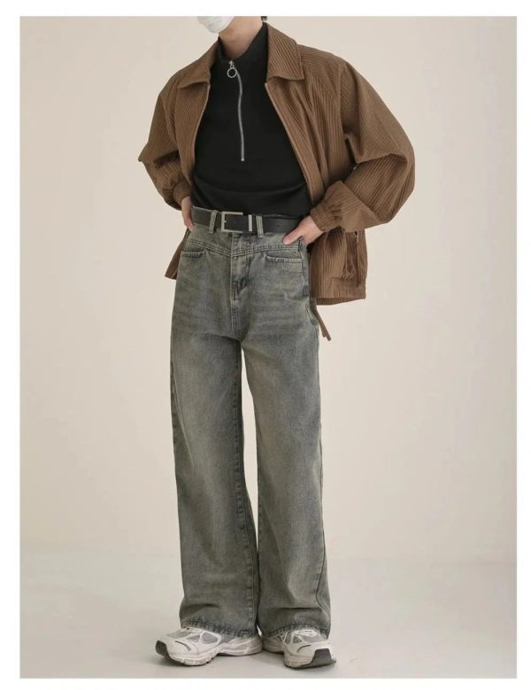 Vintage-Inspired High-Waist Relaxed Fit Jeans For Sale